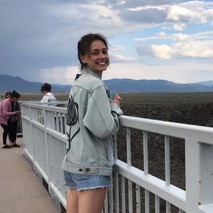 Meet your Posher, Nancy